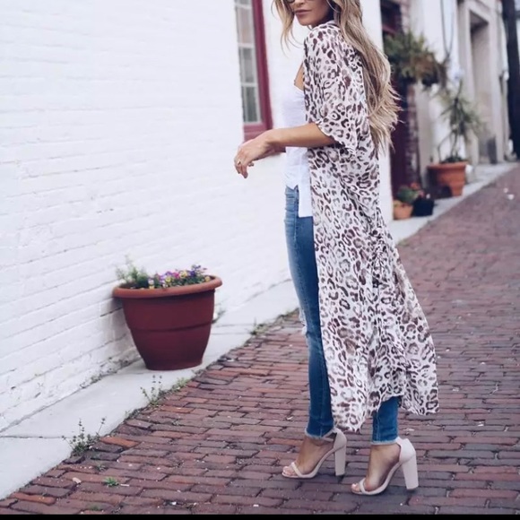 Women’s Sheer Chiffon Floral Cardigan Long Blouse - Picture 3 of 6